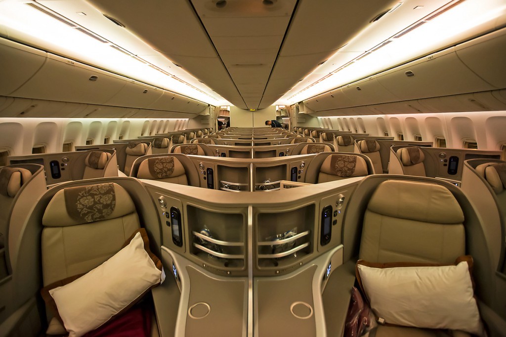 Business_class_cabin Travel Guzs